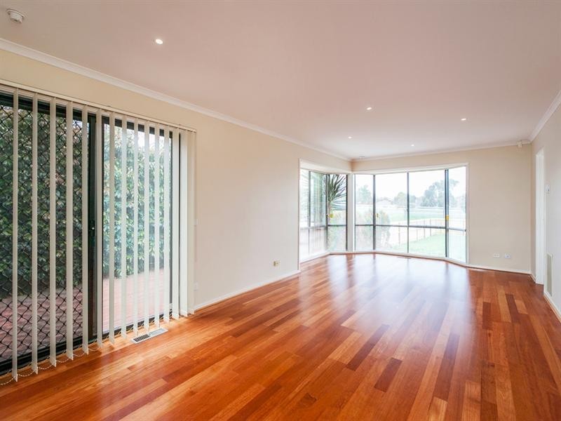 36 Old Plenty Road, South Morang VIC 3752