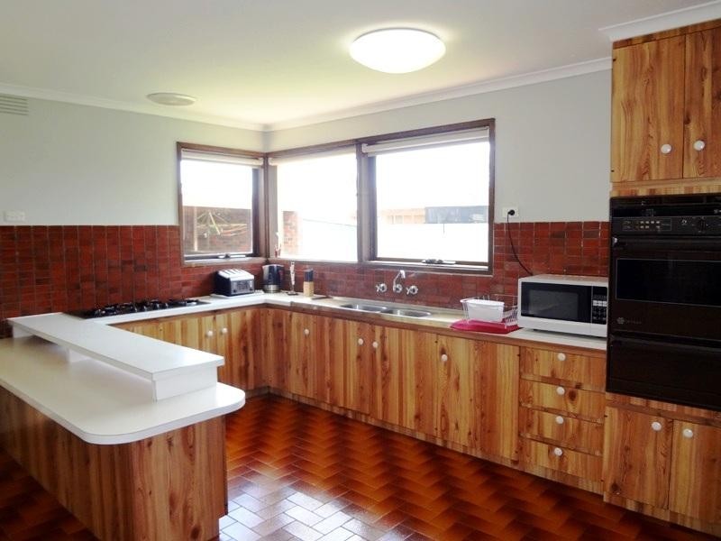 10 Karri Grove, Epping VIC 3076