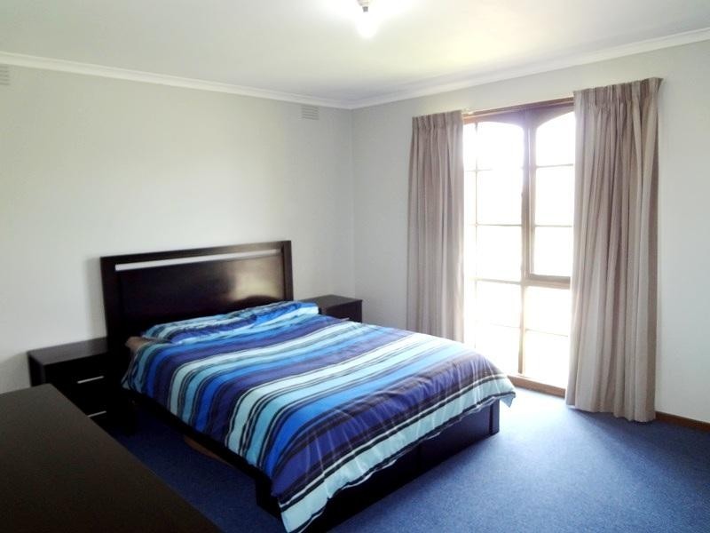 10 Karri Grove, Epping VIC 3076