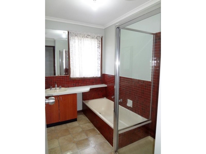 10 Karri Grove, Epping VIC 3076