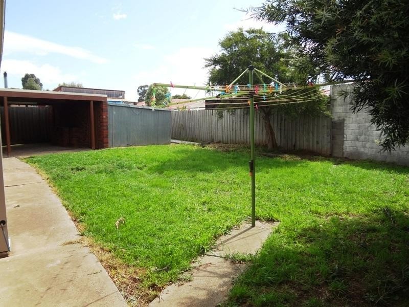 10 Karri Grove, Epping VIC 3076