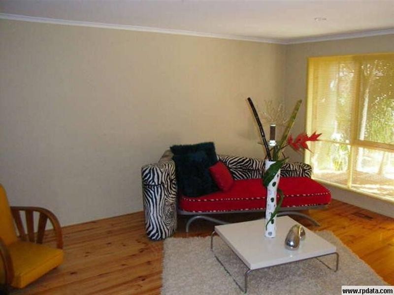 31 Azalea Avenue, Mill Park VIC 3082