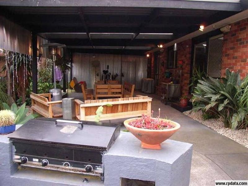 31 Azalea Avenue, Mill Park VIC 3082