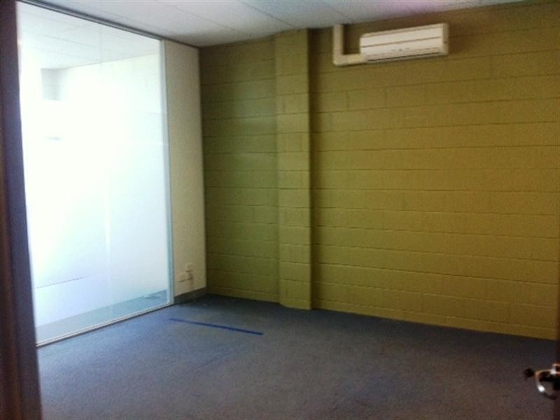 5 Moira Avenue, Reservoir VIC 3073