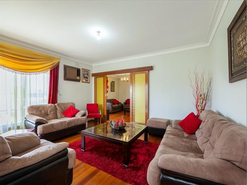 113 Kingsway Drive, Lalor VIC 3075
