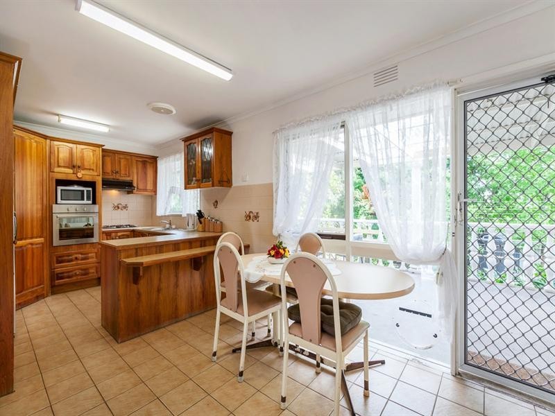 11 Winterton Close, Epping VIC 3076