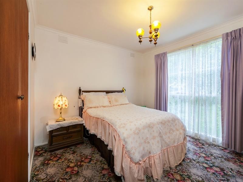 11 Winterton Close, Epping VIC 3076