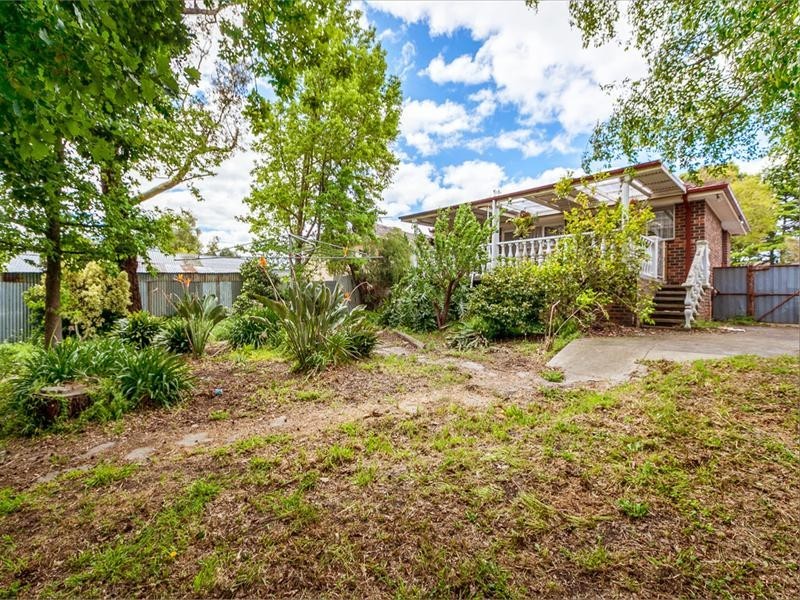 11 Winterton Close, Epping VIC 3076