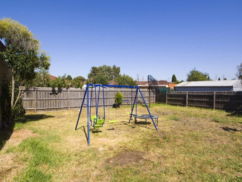 146 Casey Drive, Lalor VIC 3075