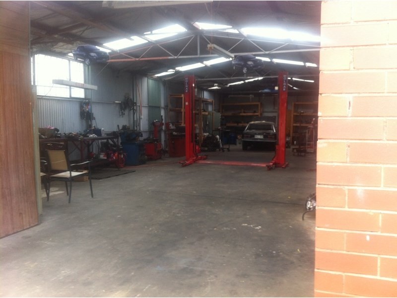 32 Buch Avenue, Epping VIC 3076