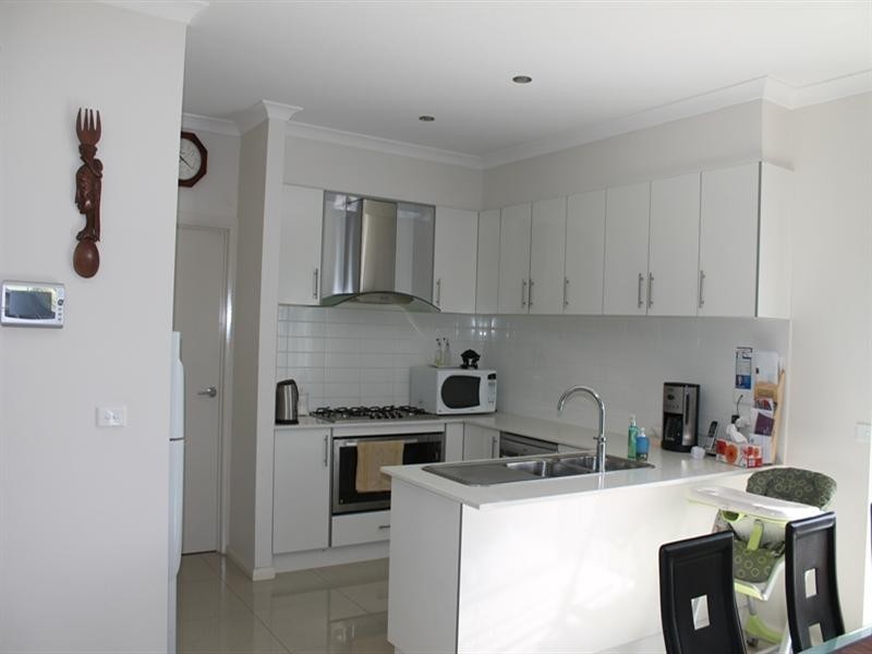 18 Creswick Drive, Wollert VIC 3750