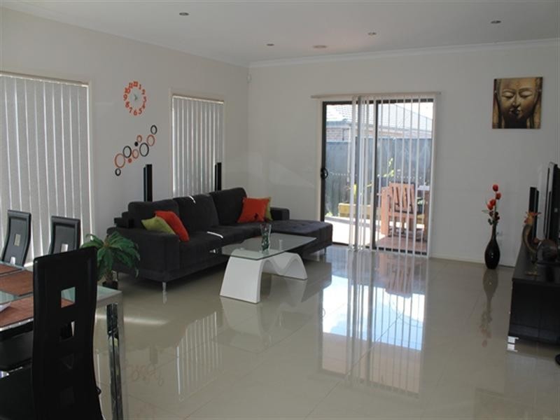 18 Creswick Drive, Wollert VIC 3750