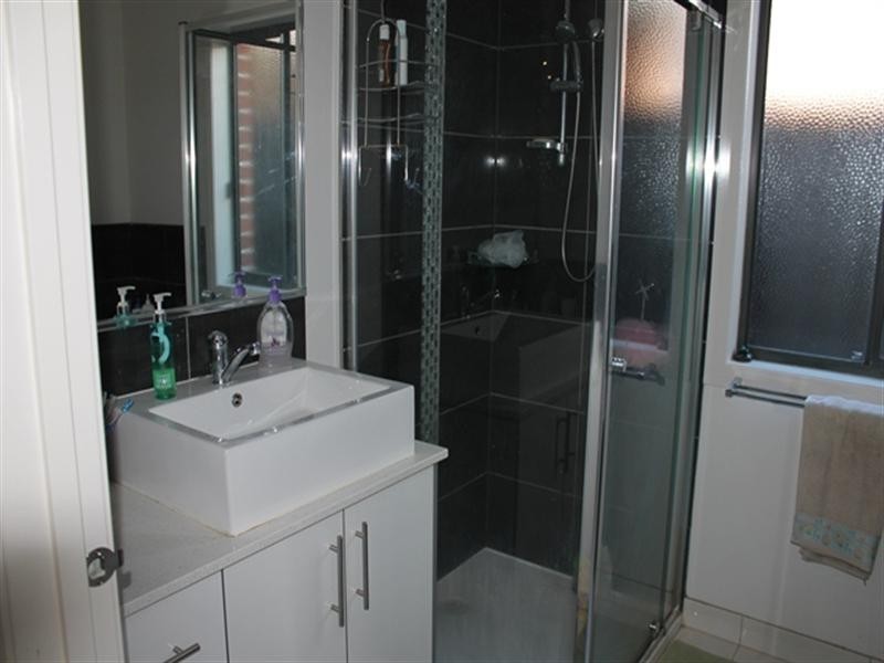 18 Creswick Drive, Wollert VIC 3750