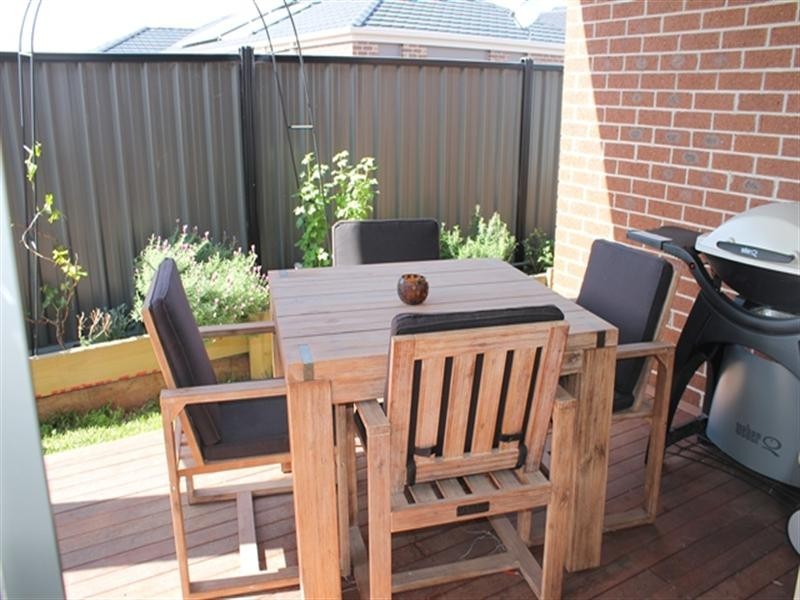 18 Creswick Drive, Wollert VIC 3750