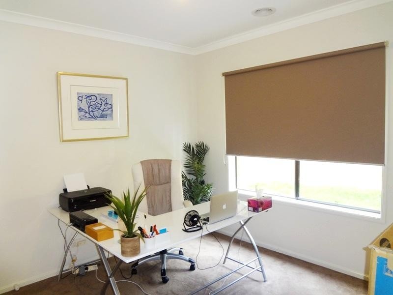 33 Evolve Esplanade, Wollert VIC 3750