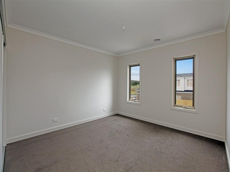 1 Lydgate Drive, Epping VIC 3076