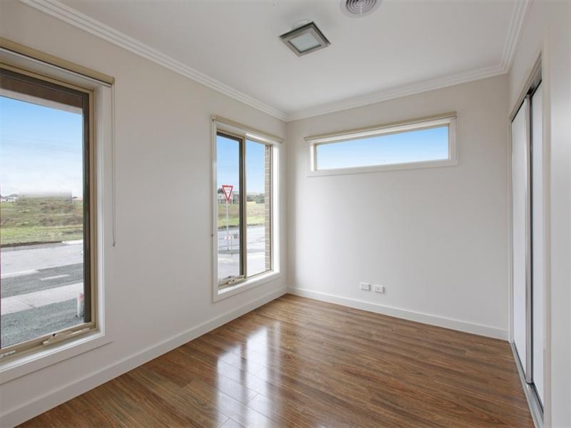 1 Lydgate Drive, Epping VIC 3076