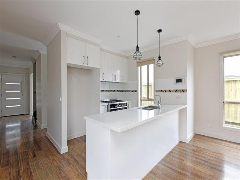 1 Lydgate Drive, Epping VIC 3076