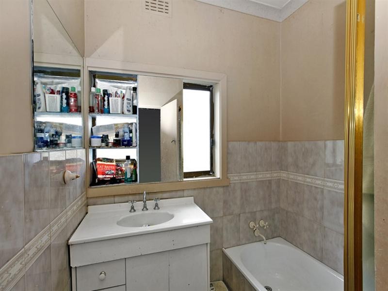 1/27 Derrick Street, Lalor VIC 3075