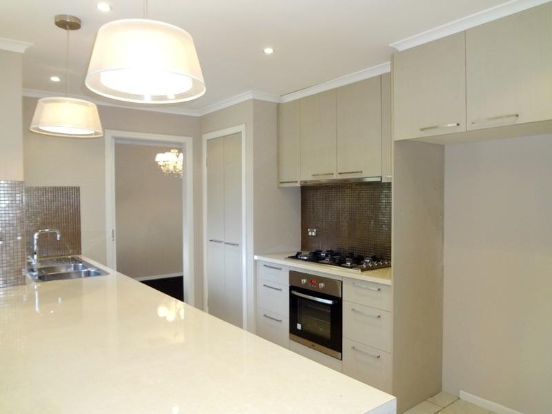 7 Lamina Avenue, Mill Park VIC 3082