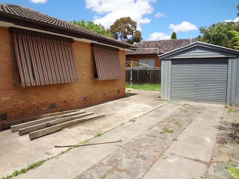 17 McDonalds Road, Epping VIC 3076