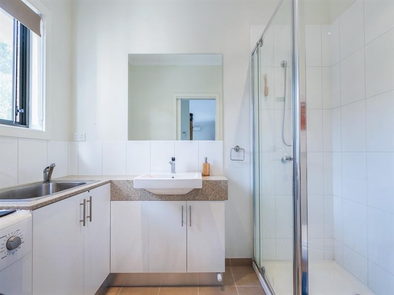 1/34 Willoughby Street, Reservoir VIC 3073