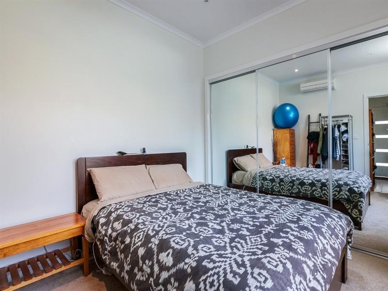 1/34 Willoughby Street, Reservoir VIC 3073