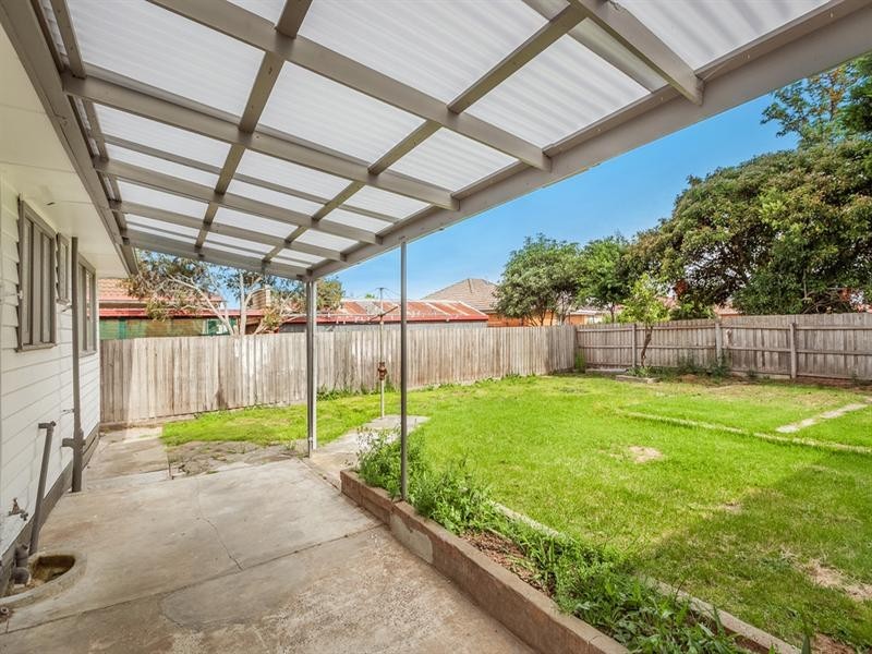 109 Alexander Avenue, Thomastown VIC 3074