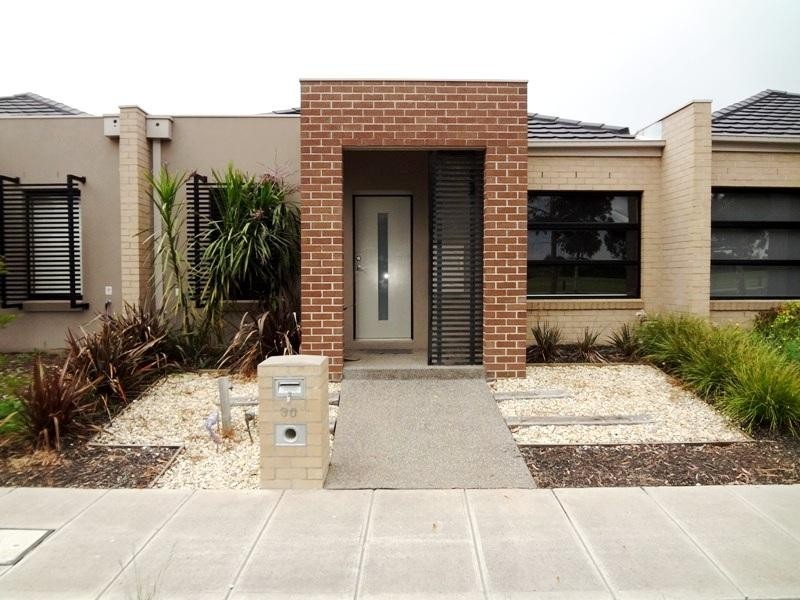 30 Gammage Boulevard, Epping VIC 3076