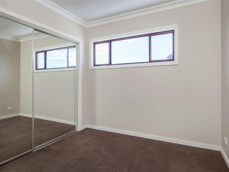 1/16 Elsey Road, Reservoir VIC 3073