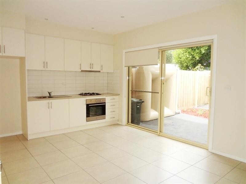1/119 Keon Parade, Reservoir VIC 3073