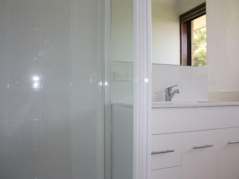 12 Hurlstone Crescent, Mill Park VIC 3082