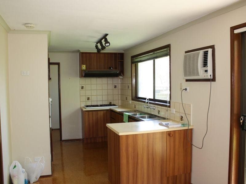 12 Hurlstone Crescent, Mill Park VIC 3082