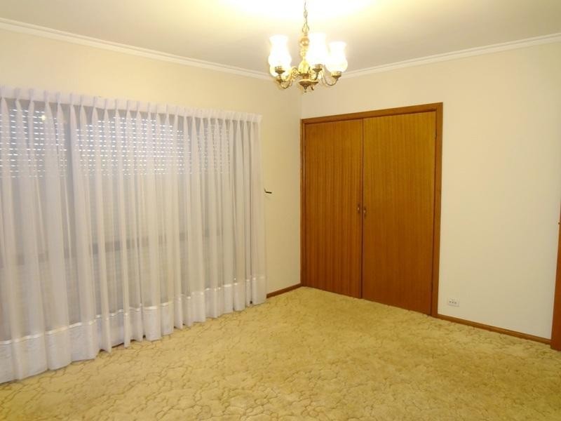 10 Brigette Court, Lalor VIC 3075