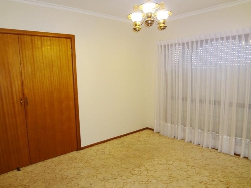 10 Brigette Court, Lalor VIC 3075