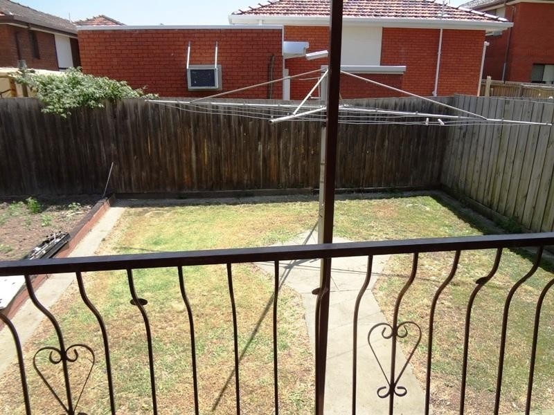 10 Brigette Court, Lalor VIC 3075