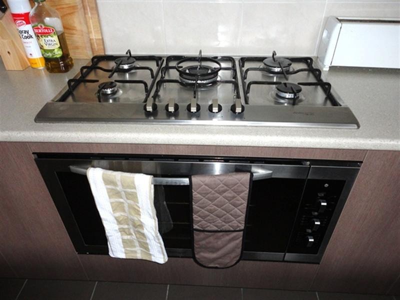 14 Peak Crescent, Doreen VIC 3754