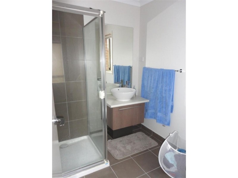 14 Peak Crescent, Doreen VIC 3754