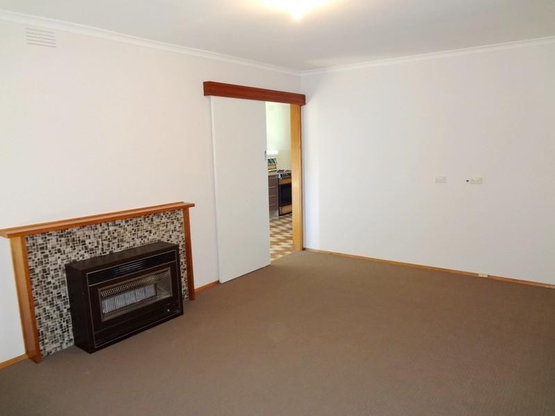 9 Magnolia Court, Lalor VIC 3075