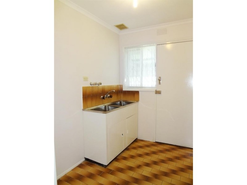 9 Magnolia Court, Lalor VIC 3075