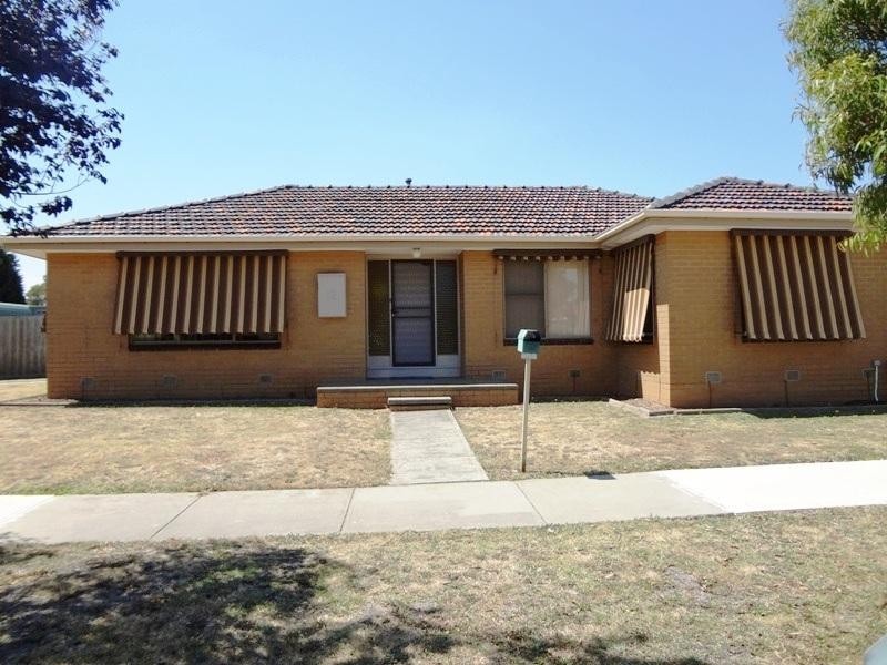 12 Cabot Drive, Epping VIC 3076