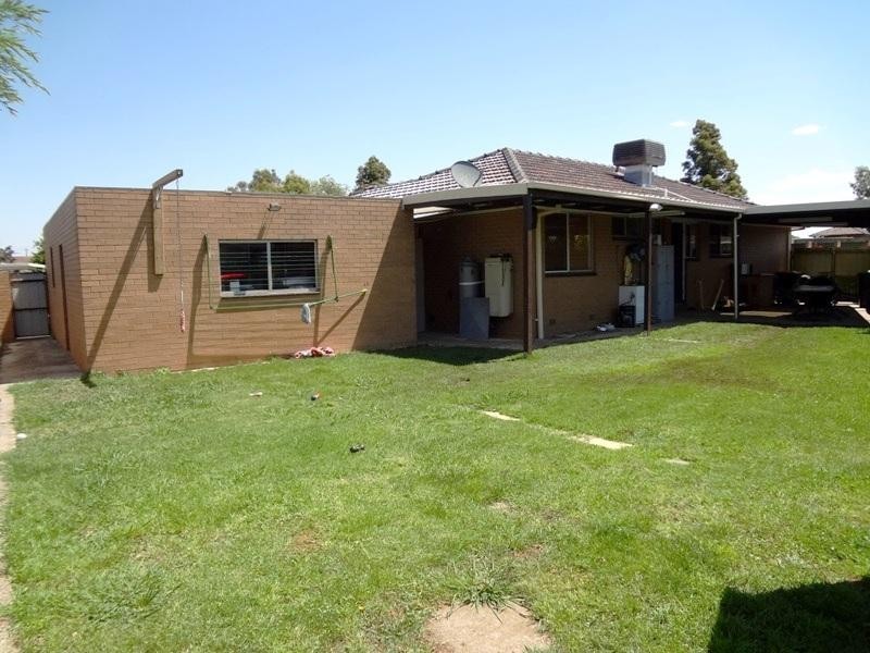 12 Cabot Drive, Epping VIC 3076