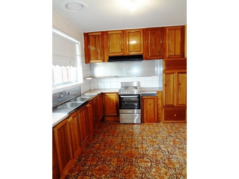 22 Dennis Street, Lalor VIC 3075