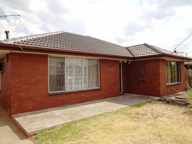 22 Dennis Street, Lalor VIC 3075