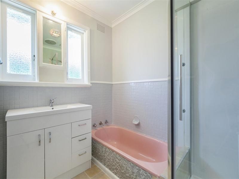 109 Alexander Avenue, Thomastown VIC 3074