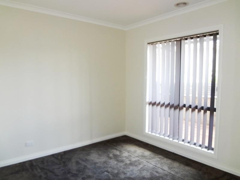 30 Alhambra Drive, Epping VIC 3076