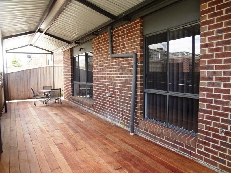 30 Alhambra Drive, Epping VIC 3076