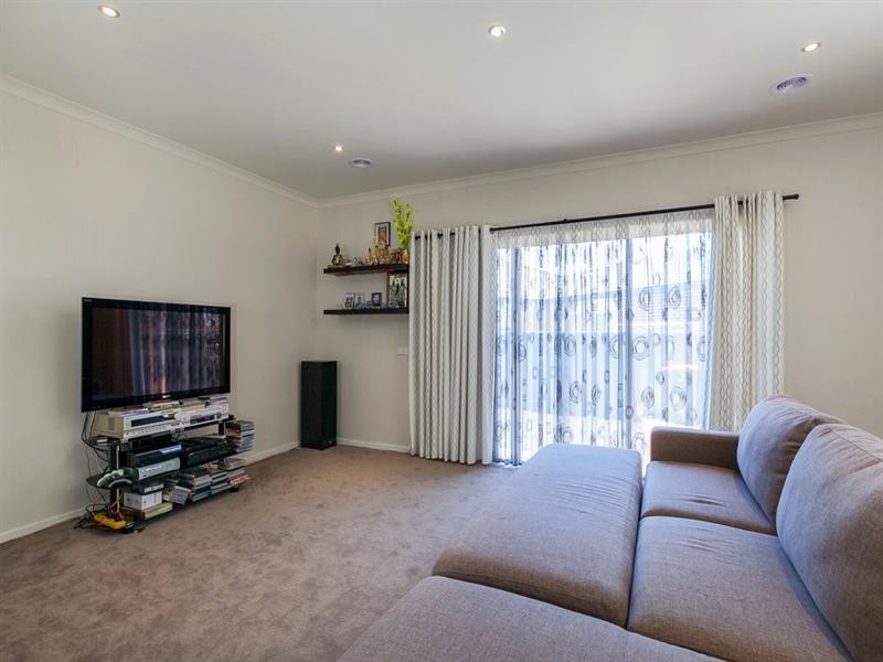 45 Pine Park Drive, Wollert VIC 3750