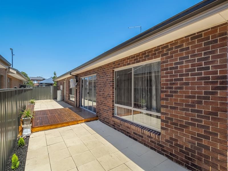 45 Pine Park Drive, Wollert VIC 3750