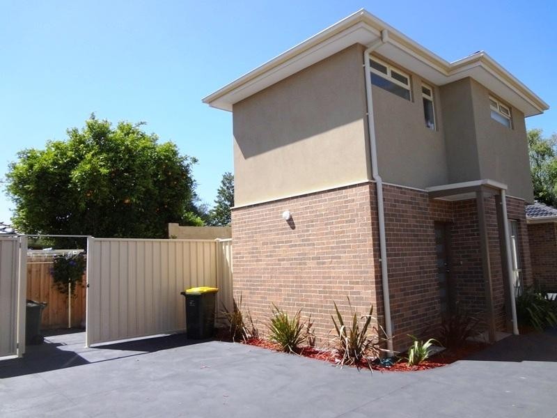 2/119 Keon Parade, Reservoir VIC 3073